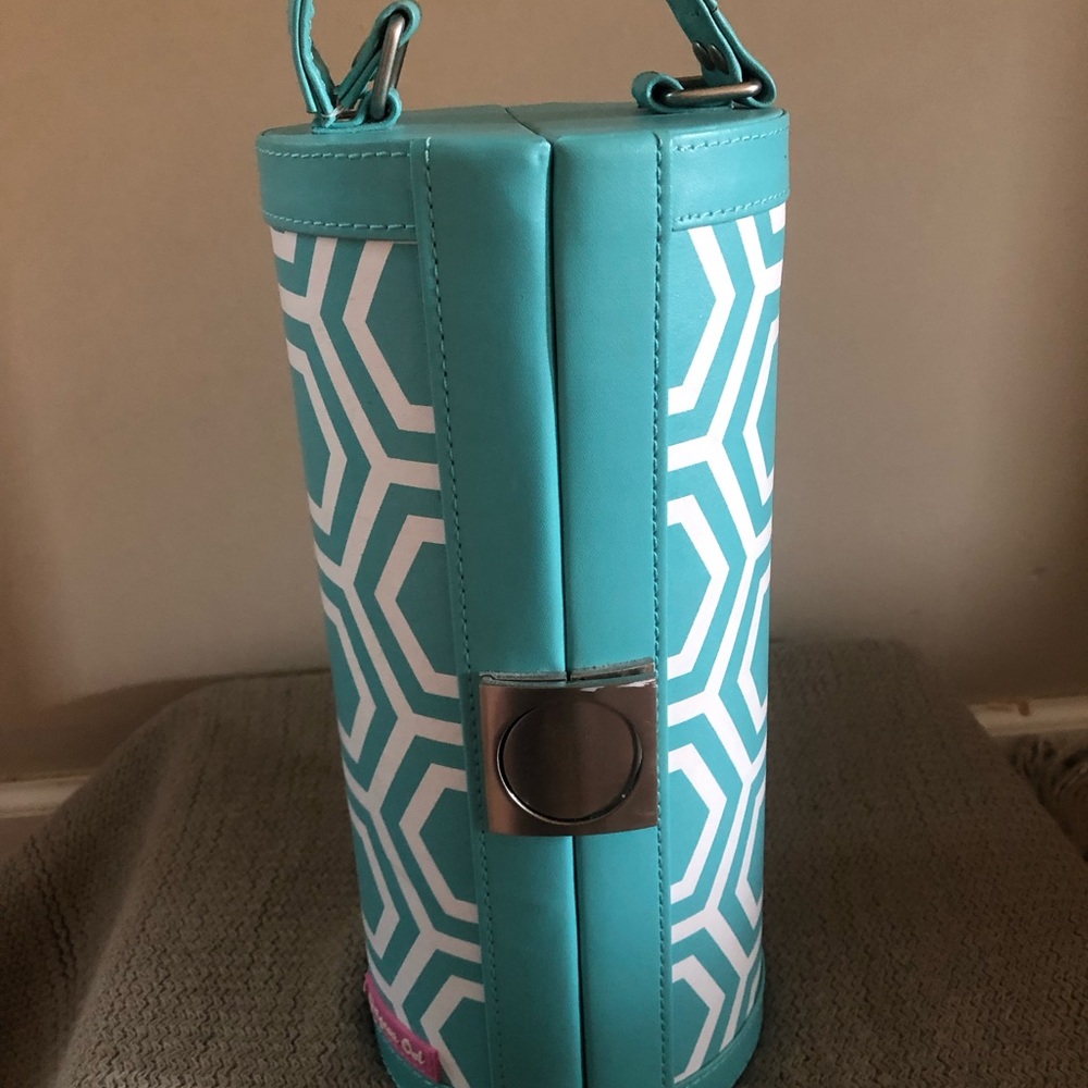 Origami Owl Jewelry Travel Case With Handles And Trays